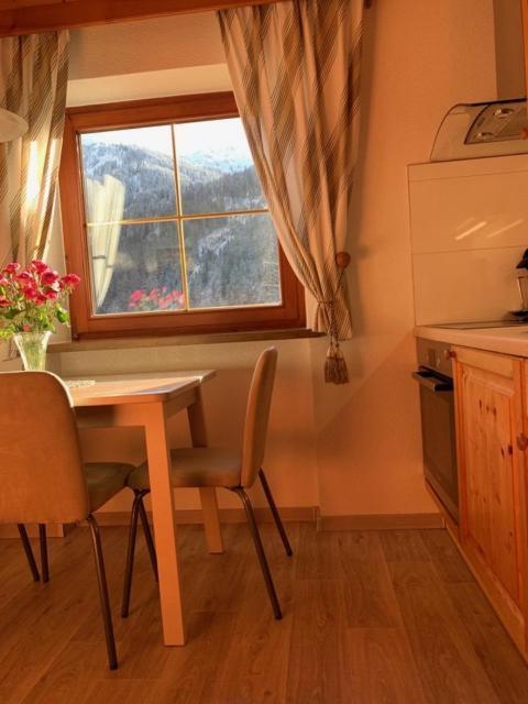 Appartment Lori Wald am Arlberg Luaran gambar